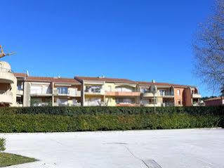 Hôtel Le Stadium à Saint-Cyr-sur-Mer Extérieur photo